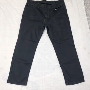 Men’s Levi’s 541 Jeans Dark Gray size 38 x 30